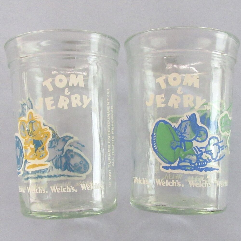 Vintage 1991 Welch's Tom and Jerry jelly glasses -6 ounce - football and soccer